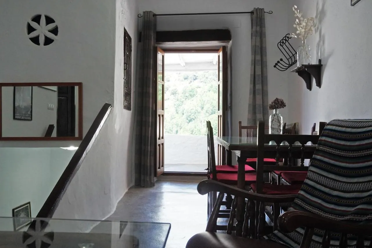 Casa Rural Vata Pampaneira Alpujarra 0*,